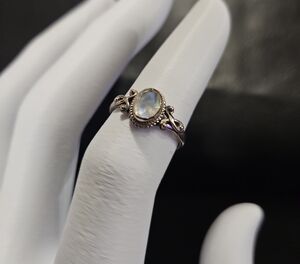 Elegant Silver Moonstone Ring